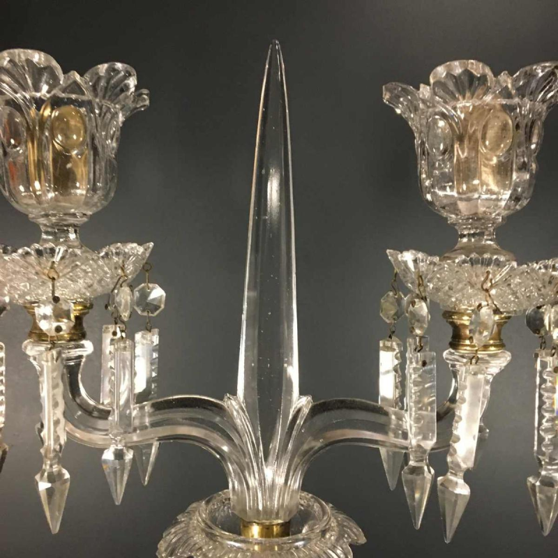 Kandelaar / Girandole BACCARAT kristal, 2 lichten / kaarsen en dolk, circa 1940