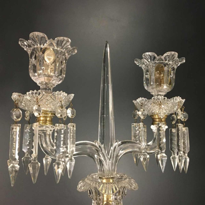 Candélabre / Girandole Cristal BACCARAT, 2 lumières / bougies et poignard, 1940