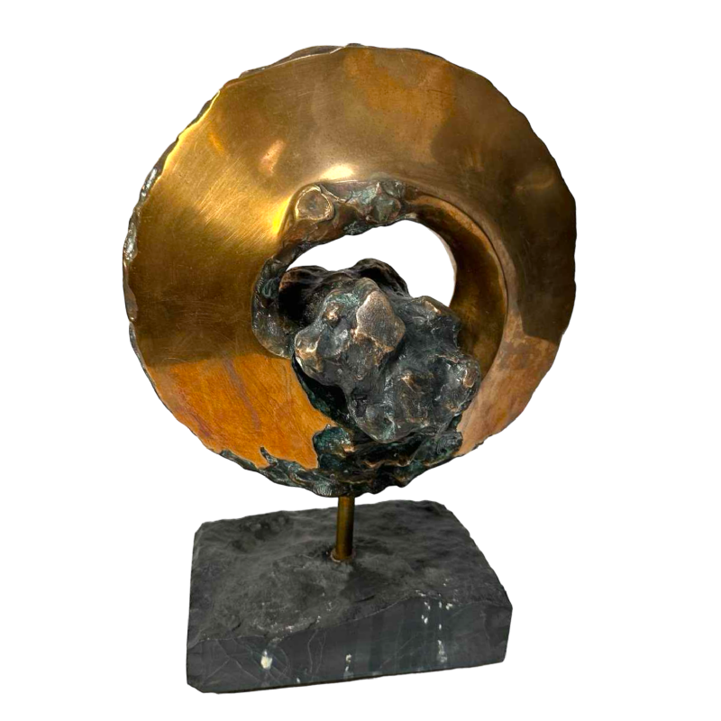 Béatrice Jaber, sculpture d'une truffe en bronze, commande pour le restaurant "La Truffe Noire"