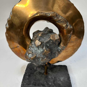 Béatrice Jaber, brons sculptuur van een truffel, in opdracht van het restaurant "La Truffe Noire"