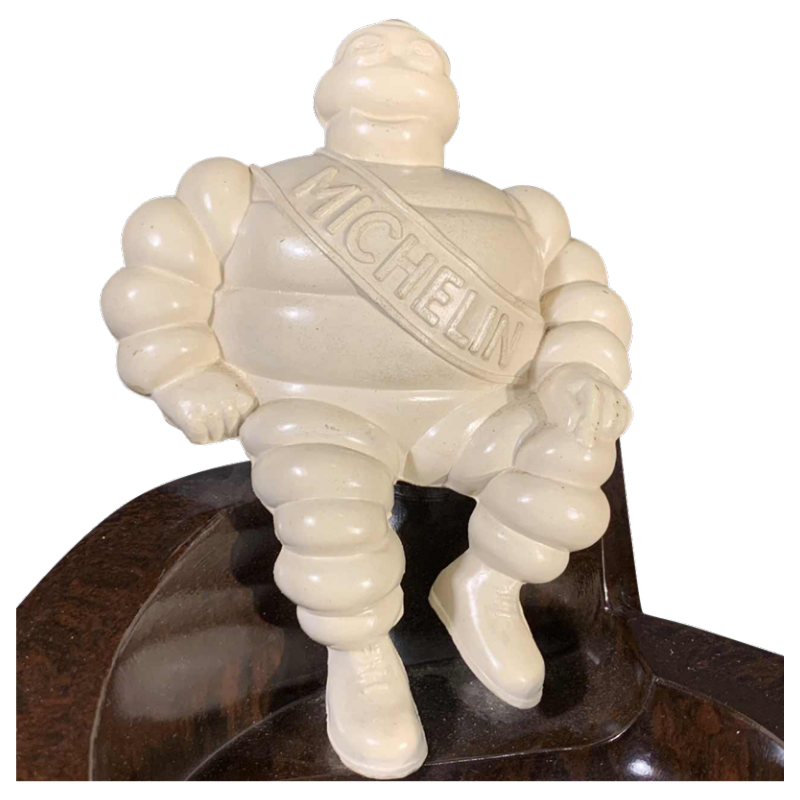 MICHELIN BIBENDOM ( Bonhomme ), cendrier Art Déco en BAKELITE, circa 1935