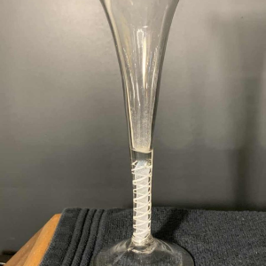 Verreries Zoude 18ème siècle Série de 6 verres verre inclusion filigrane spirale