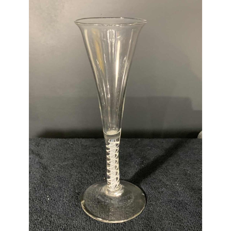 Verreries Zoude 18ème siècle Série de 6 verres verre inclusion filigrane spirale