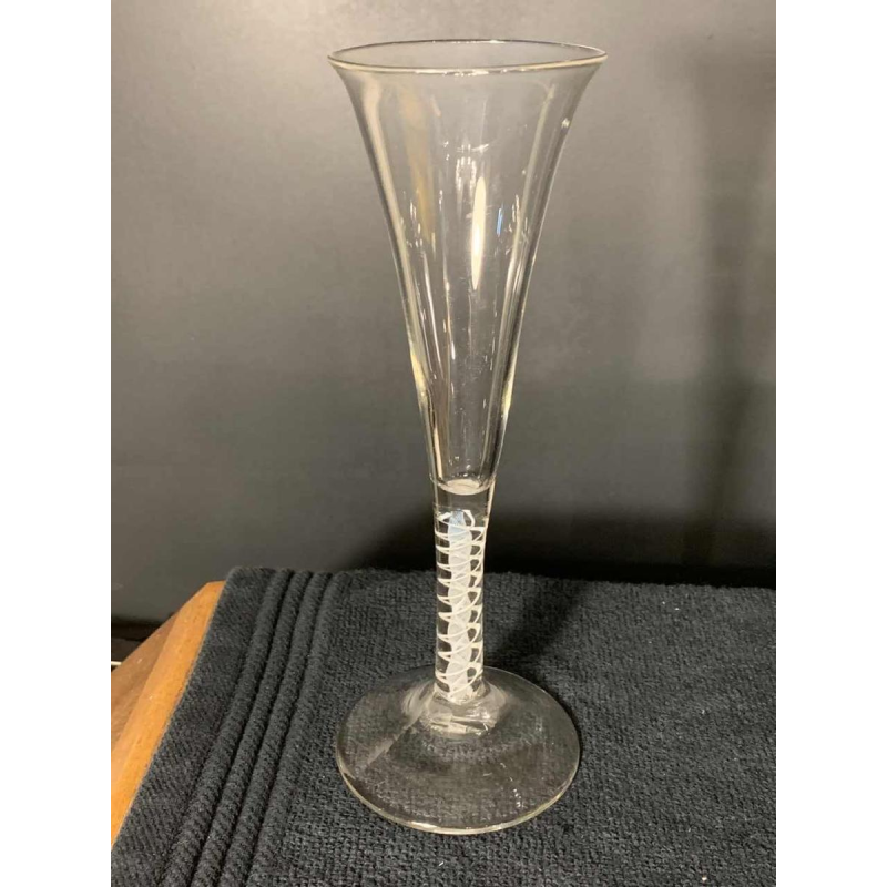 Verreries Zoude 18ème siècle Série de 6 verres verre inclusion filigrane spirale