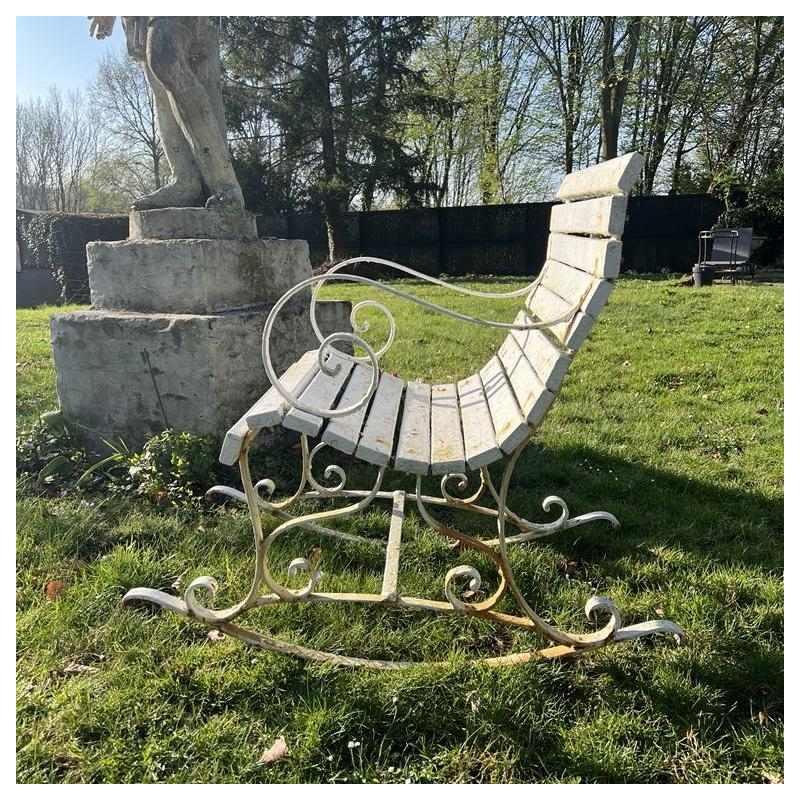 Fauteuil de jardin à bascule en fer forgé à enroulement, fin XIXe s