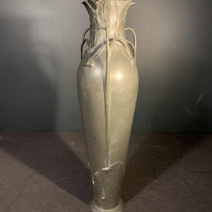 HUGO LEVEN for Kayserzinn - Art Nouveau floral pewter vase N° 4299, 1900s