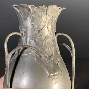 HUGO LEVEN for Kayserzinn - Art Nouveau floral pewter vase N° 4299, 1900s