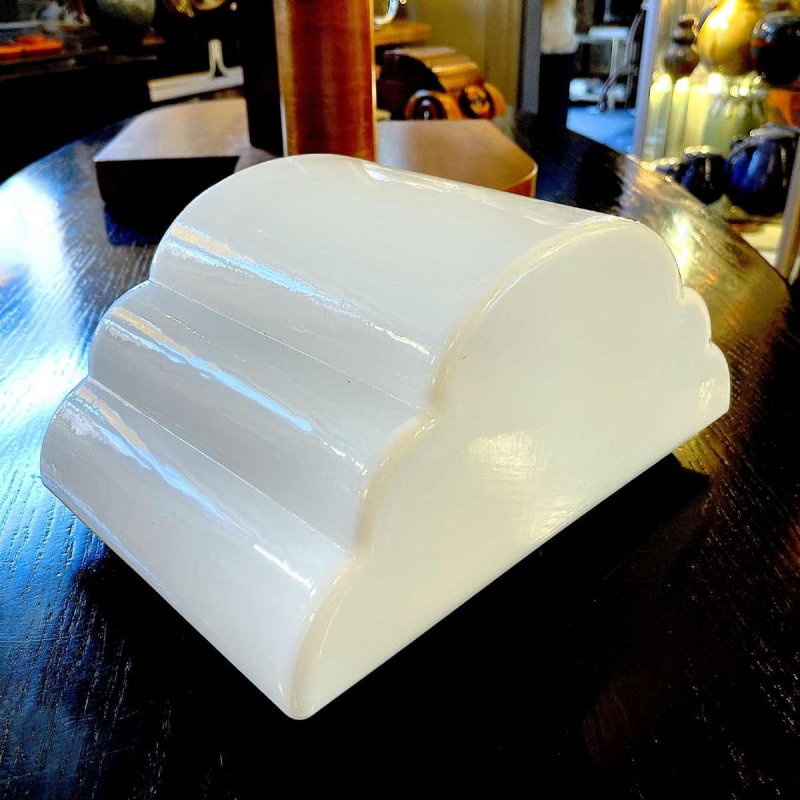 Kazuhide Takahama (attr) voor Leucos, plafondlamp wandlamp opaline glas, 1980s