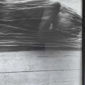 Greta Buysse 'Nu couché voilé' photo argentique, ca 2012