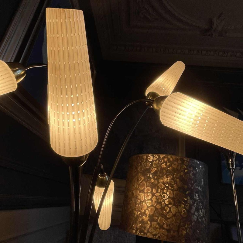 Vintage staande lamp, Mathieu Mategot stijl, staal, touw en opaline, ca 1950