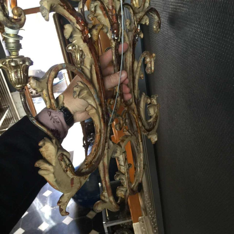 Paar grote zilveren Louis XV Rocaille wandlampen 77cm, gepleisterd hout 1940