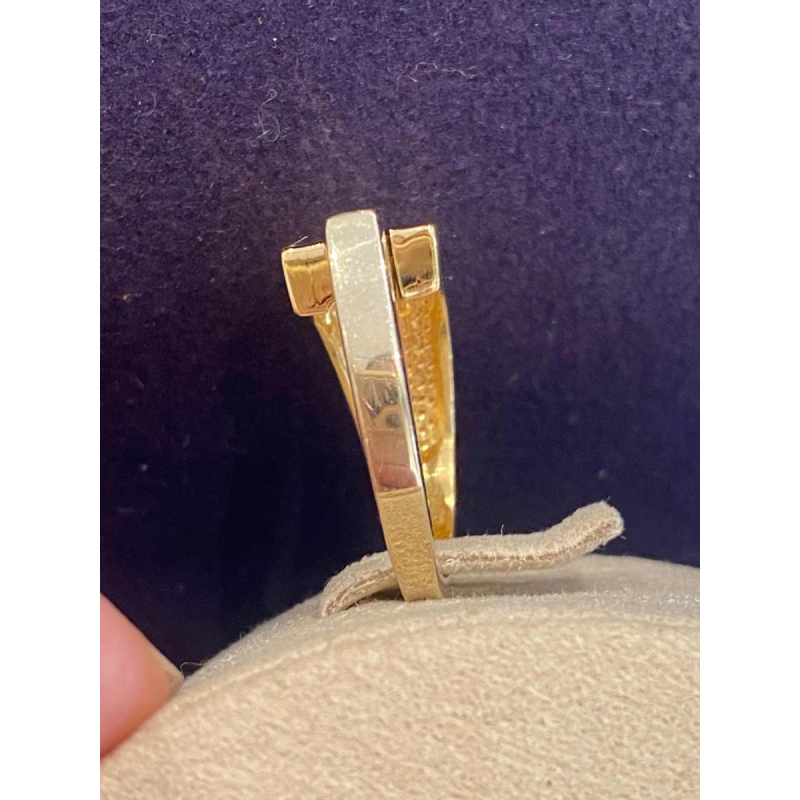Modernist two-gold & diamond ring, ca 1980