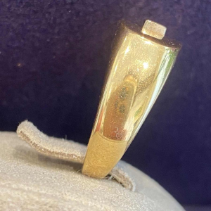 Modernist two-gold & diamond ring, ca 1980