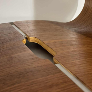 Paar krukken / bijzettafels, palissander aluminium, gebogen multiplex hout, Scandinavisch design ca. 1970