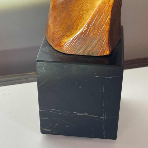 ANTONIO BANCHELLI 'Profiel van garçonne vrouw' Art Deco terracotta sculptuur, ca 1925