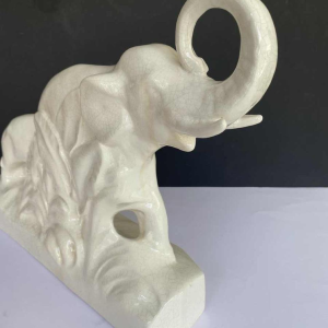 L. François / Saint Radegonde, sculpture Éléphants, céramique faïence craquelée Art Déco, 1931