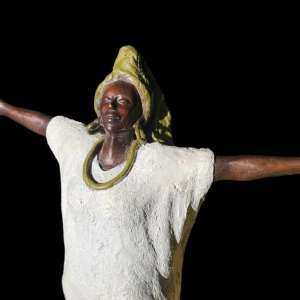 Adama Gandema "Femme au foulard" sculpture en bronze, Burkina Faso