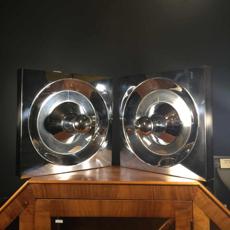 Klaus Hempel, Kaiser Leuchten, paire d'appliques " Optic Art " en acier, 1970