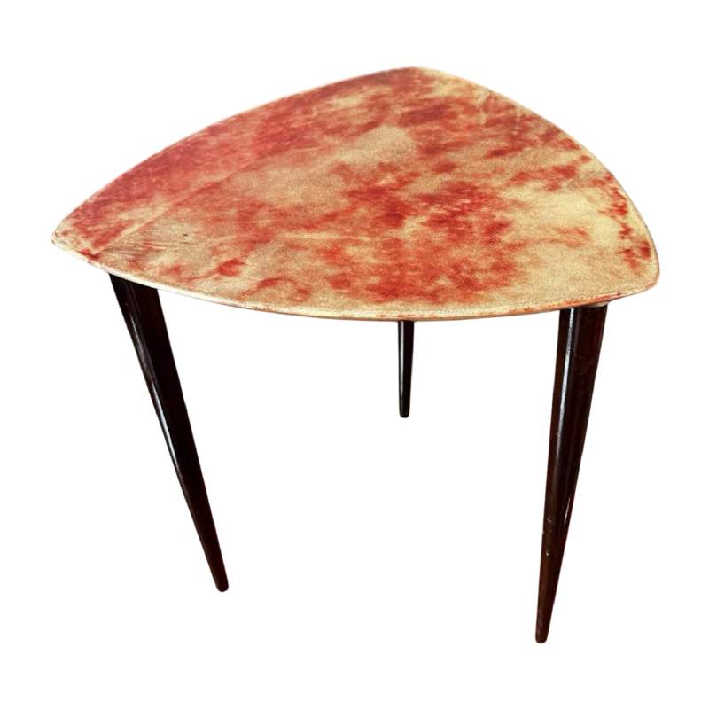 ALDO TURA, table basse/d'appoint en parchemin peau de che`vre teinte´e rouge laqué, Italie ca 1950