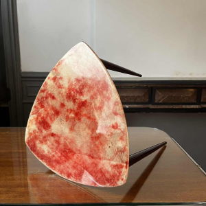 ALDO TURA, table basse/d'appoint en parchemin peau de che`vre teinte´e rouge laqué, Italie ca 1950