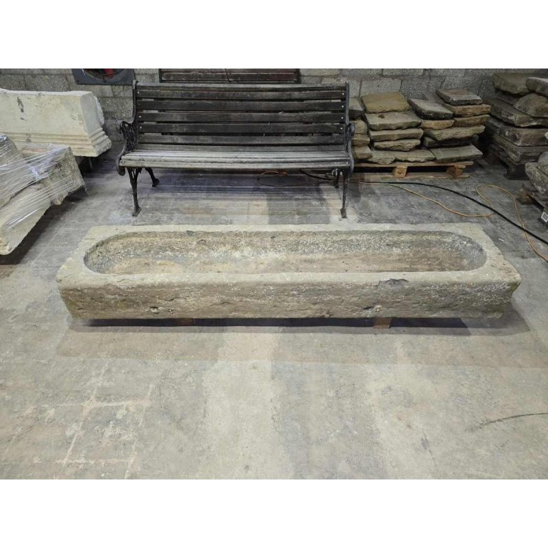 Belgisch arduinen trog 195cm, 18e eeuw