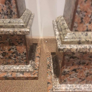 Paire d'obélisques en marbre, Italie XXe s