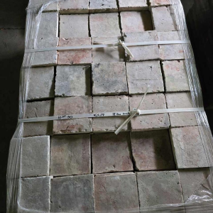 Antieke terracotta vloertegels 'Tomettes' (verkocht door M2), 18e eeuw