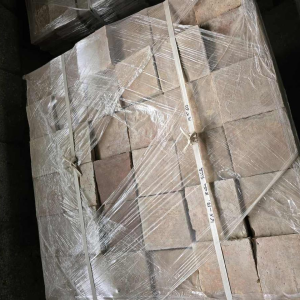 Antieke terracotta vloertegels 'Tomettes' (verkocht door M2), 18e eeuw