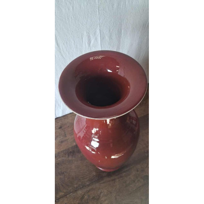 Vase 'Sang de boeuf' en céramique, Chine XIXe s