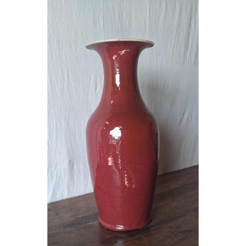 Oxblood' ceramic vase, China 19th c