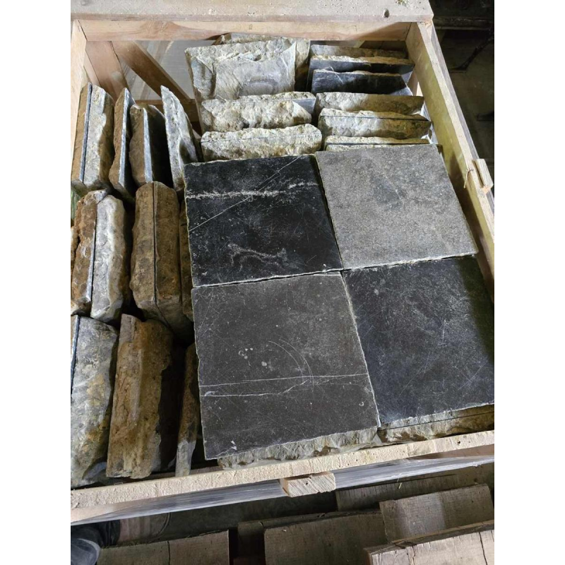 Antiek blauw en zwart plaveisel uit België (verkocht door M2), 19e eeuw