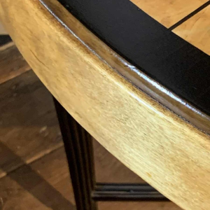 SUE ET MARE (attributed) Art Deco Inlaid Sycamore Ebony Side Table, 1920s