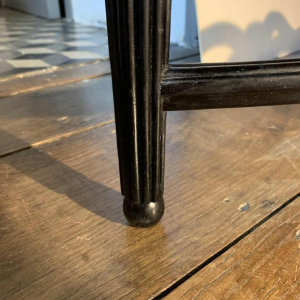 SUE ET MARE (attributed) Art Deco Inlaid Sycamore Ebony Side Table, 1920s