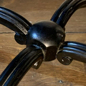 SUE ET MARE (attributed) Art Deco Inlaid Sycamore Ebony Side Table, 1920s