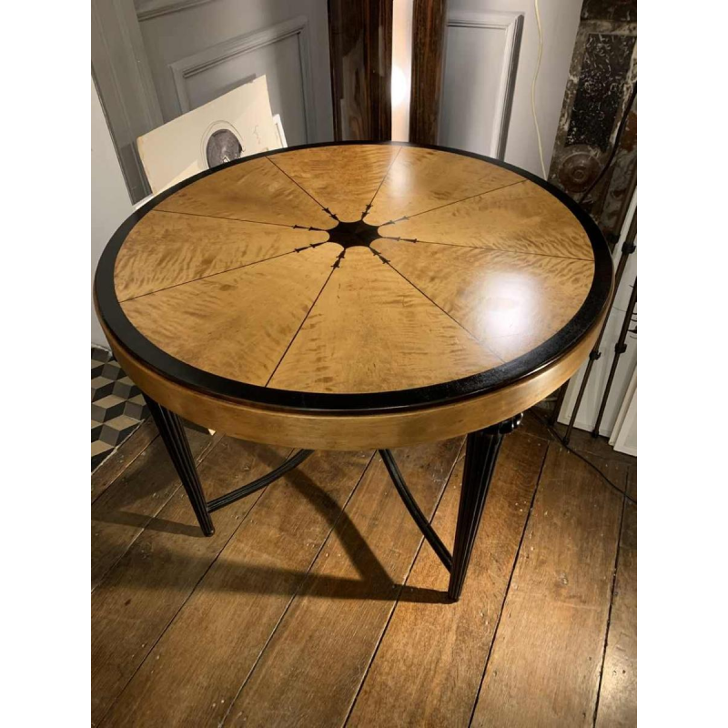 SUE ET MARE (attributed) Art Deco Inlaid Sycamore Ebony Side Table, 1920s