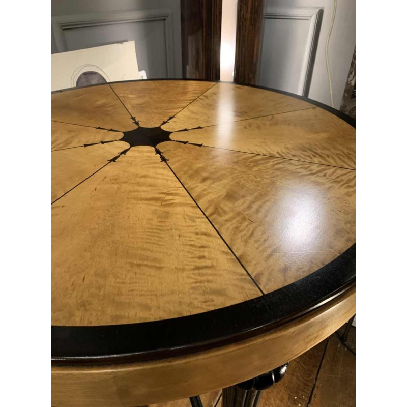 SUE ET MARE (toegeschreven) Art Deco ingelegde sycamore ebbenhouten bijzettafel