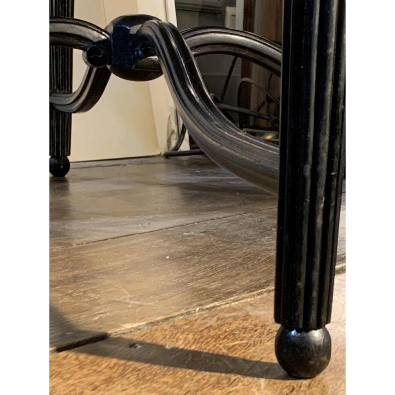 SUE ET MARE (attributed) Art Deco Inlaid Sycamore Ebony Side Table, 1920s