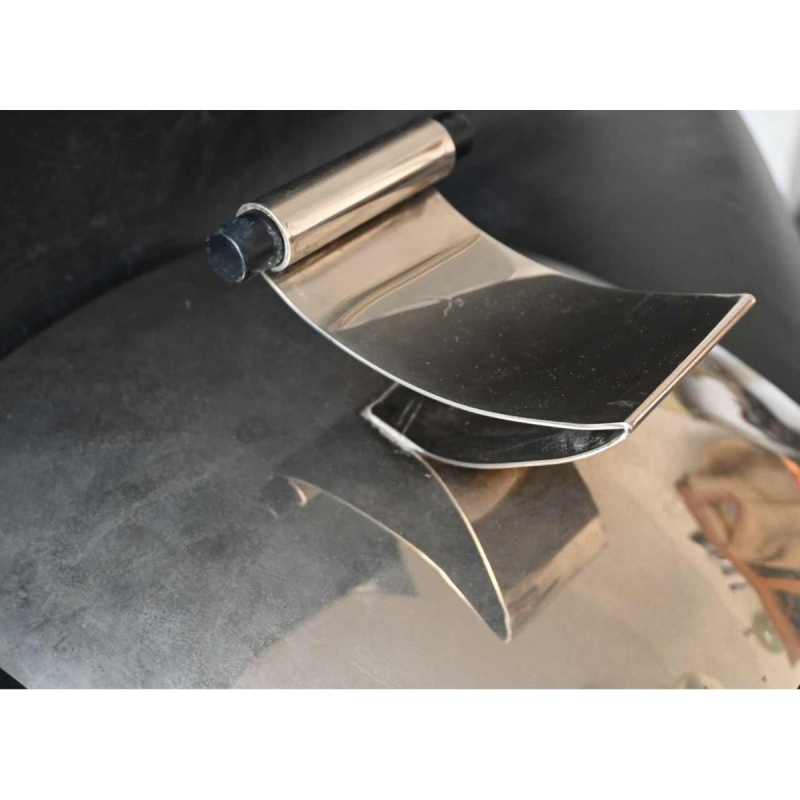 Lino Sabattini, centre de table moderniste sculptural en métal argenté, Italie 1970s