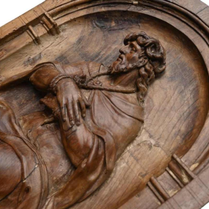 Christ sur la pierre froide, panneau en bois sculpté, XVIIe siècle