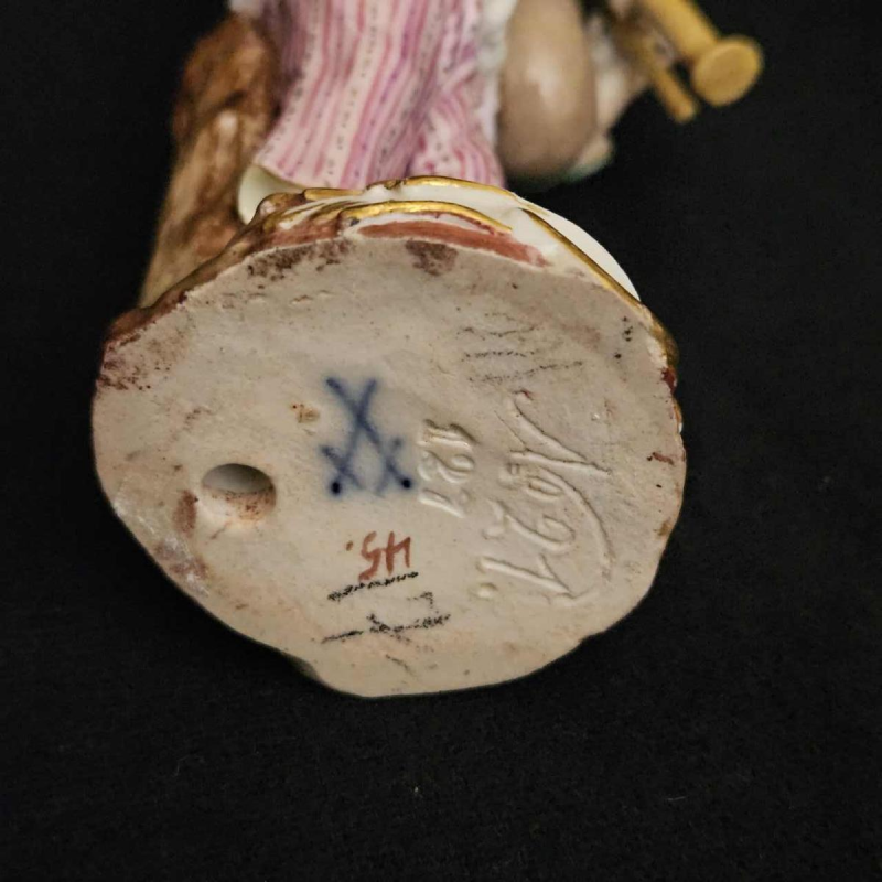 Meissen porcelain Child with bagpipes Germany late 19th c