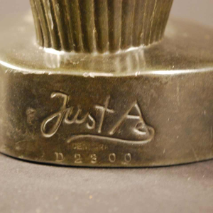 Just Andersen " Naakte vrouw " sculptuur in disko-metaal met bronspatina 1925