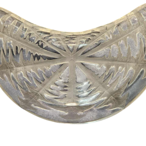 René Lalique pissenlit 6 salad plates white pressed satin glass, model created in 1924