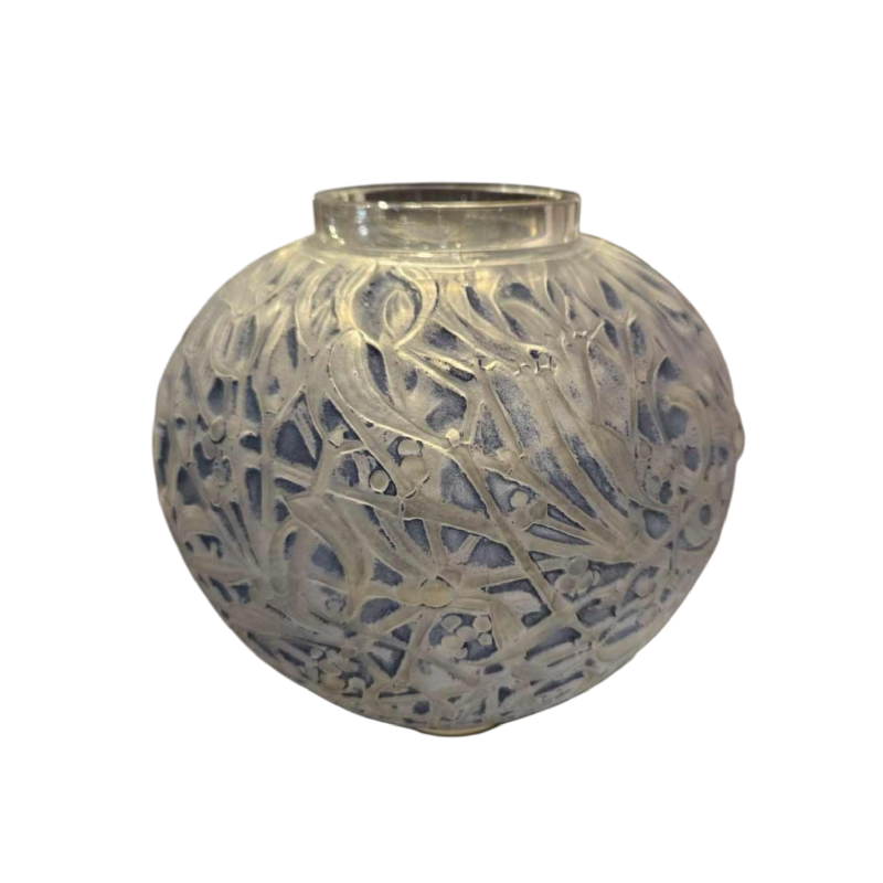 René Lalique, "maretak" vaas blauw glas, geblazen, gegoten en gepatineerd
