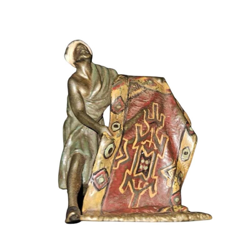 bronze de Vienne 'Le marchand de tapis' sculpture orientaliste d'après Franz Bergmann, Autriche fin 19ème
