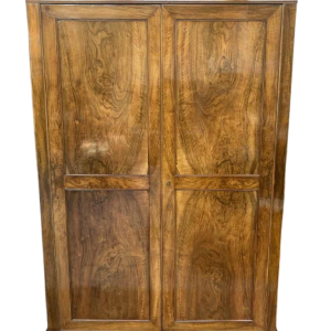 Walnut linen chest with a shiny patina, early 20th century