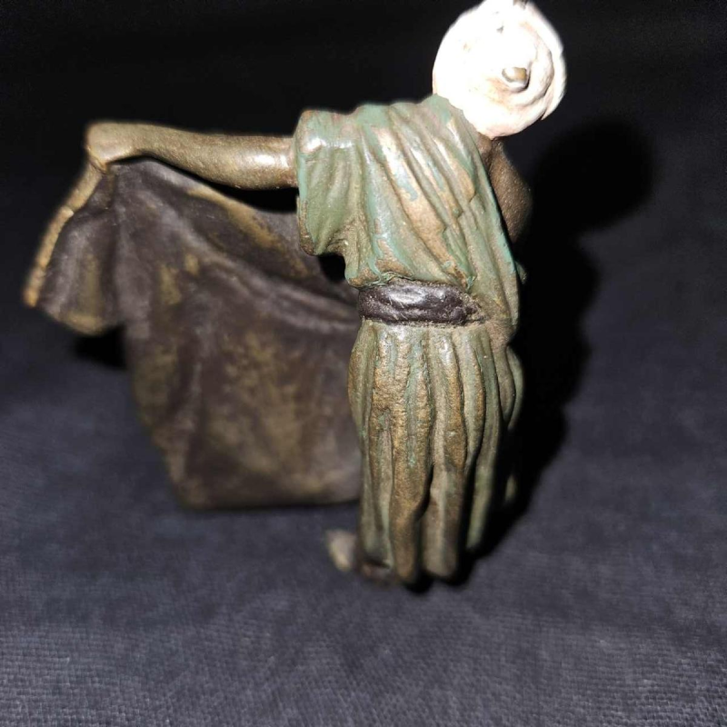 Vienna bronze The carpet merchant Orientalist sculpture after Franz Bergmann, Austria late 19th century