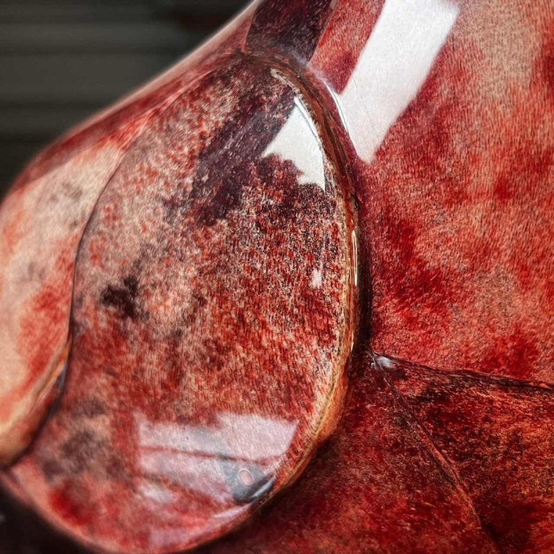 ALDO TURA, lampe a` poser / lampadaire 'Oiseau', parchemin peau de che`vre rouge laque´, Italie ca 1950