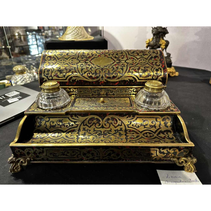 Tortoiseshell and brass inkwell in the Boulle style, Napoleon III period, late 19th century