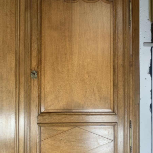 Grand vaisselier double-corps en chêne, début XXe s