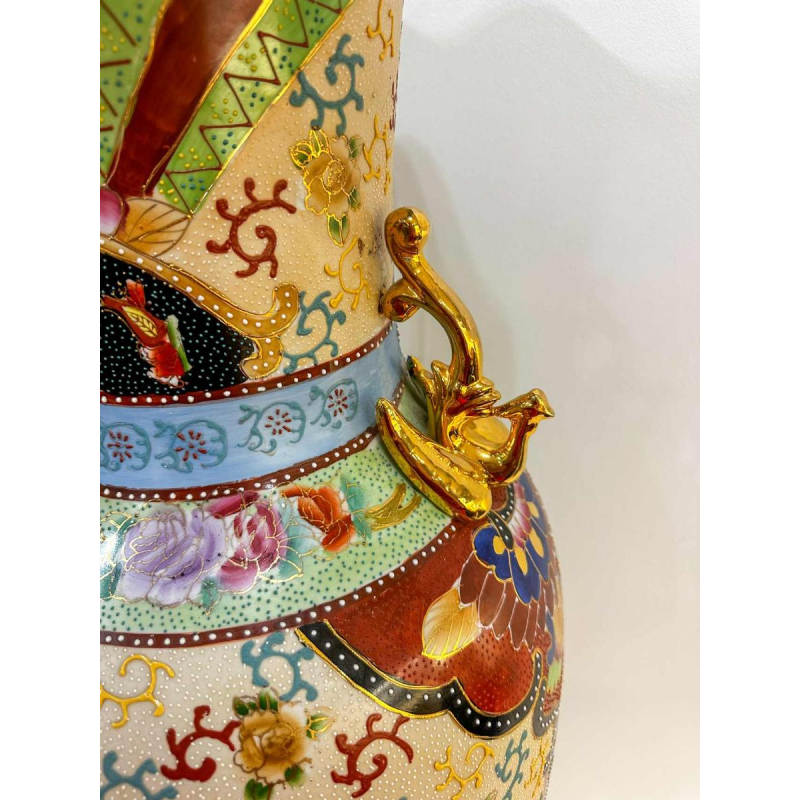 Large Chinese vase (92cm) decorated with birds and flowers, 20th c